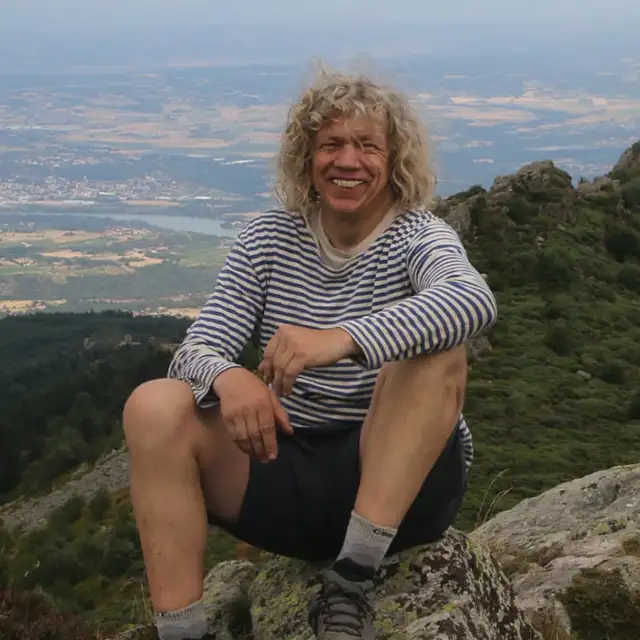 Portrét fotografa Daniela Dostála